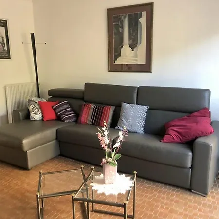 Grand 2 Pieces En Bord De Avec Terrasse Et Vue Sur - Fr-1-837-17 דירה *