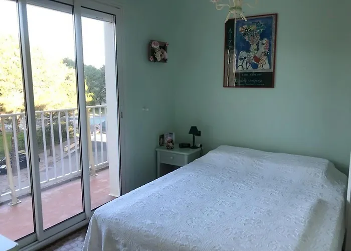 Grand 2 Pieces En Bord De Avec Terrasse Et Vue Sur - Fr-1-837-17 דירה ארגלס-סור-מר
