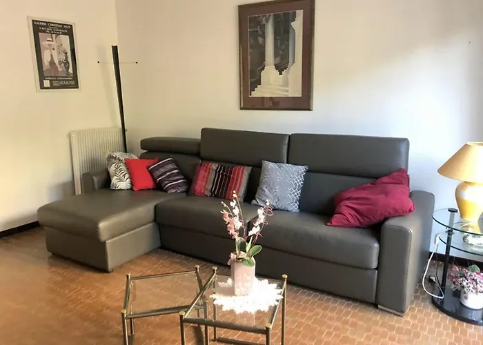 Grand 2 Pieces En Bord De Avec Terrasse Et Vue Sur - Fr-1-837-17 דירה *